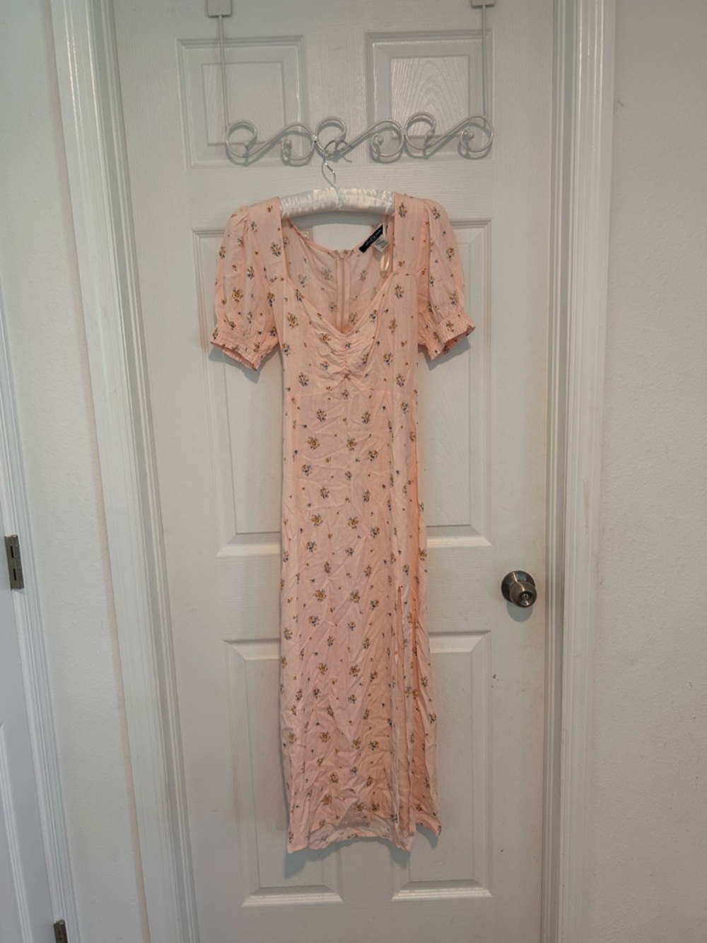 Mixed Threads floral Dress in Blush Pink w Smocked Sleeves & Sweetheart Neck M